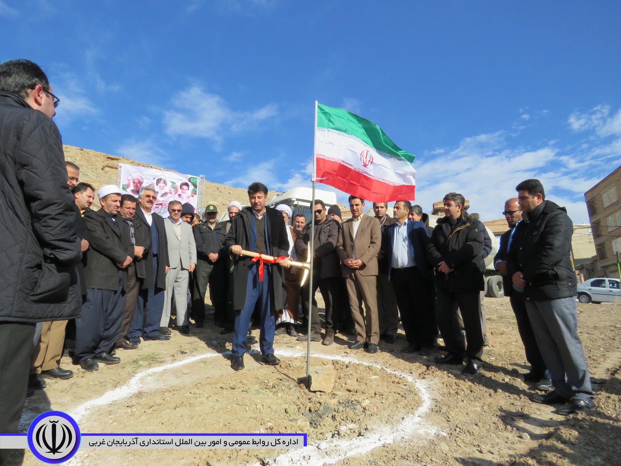 کلنگ زنی مدرسه در کوی هژار