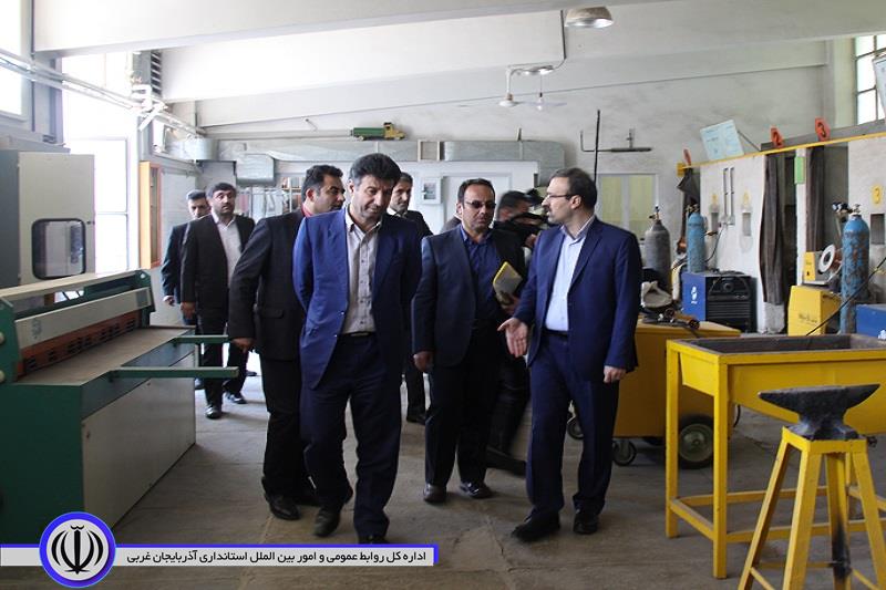 معاون وزیر کار از مرکز آموزش فنی و حرفه ای مهاباد بازدید کرد