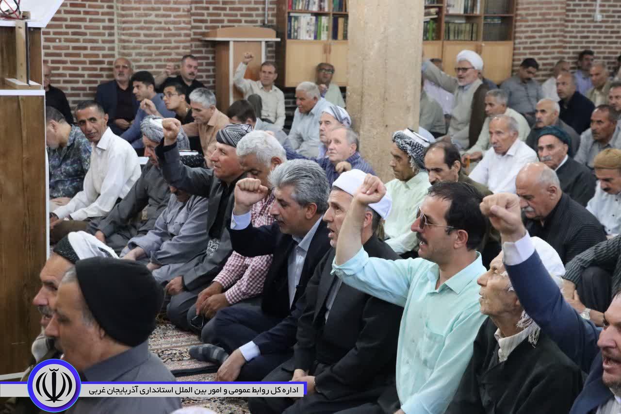 امام جمعه مهاباد: ایران نسبت به همکاری با آژانس تجدید نظر کند