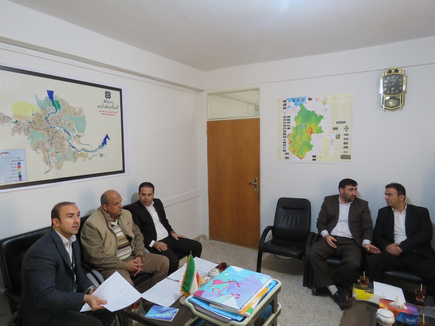 برگزاری جلسه شورای  راهبردی نقش و عملکرد فرمانداری در دفاع مقدس برگزار گردید