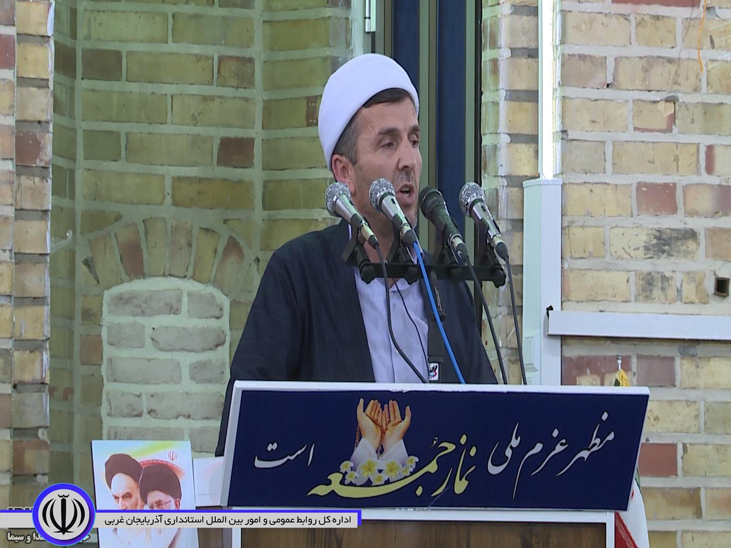 نماز جمعه مهاباد؛  دریافت مالیات از مودیان بدون فشار اقتصادی باشد