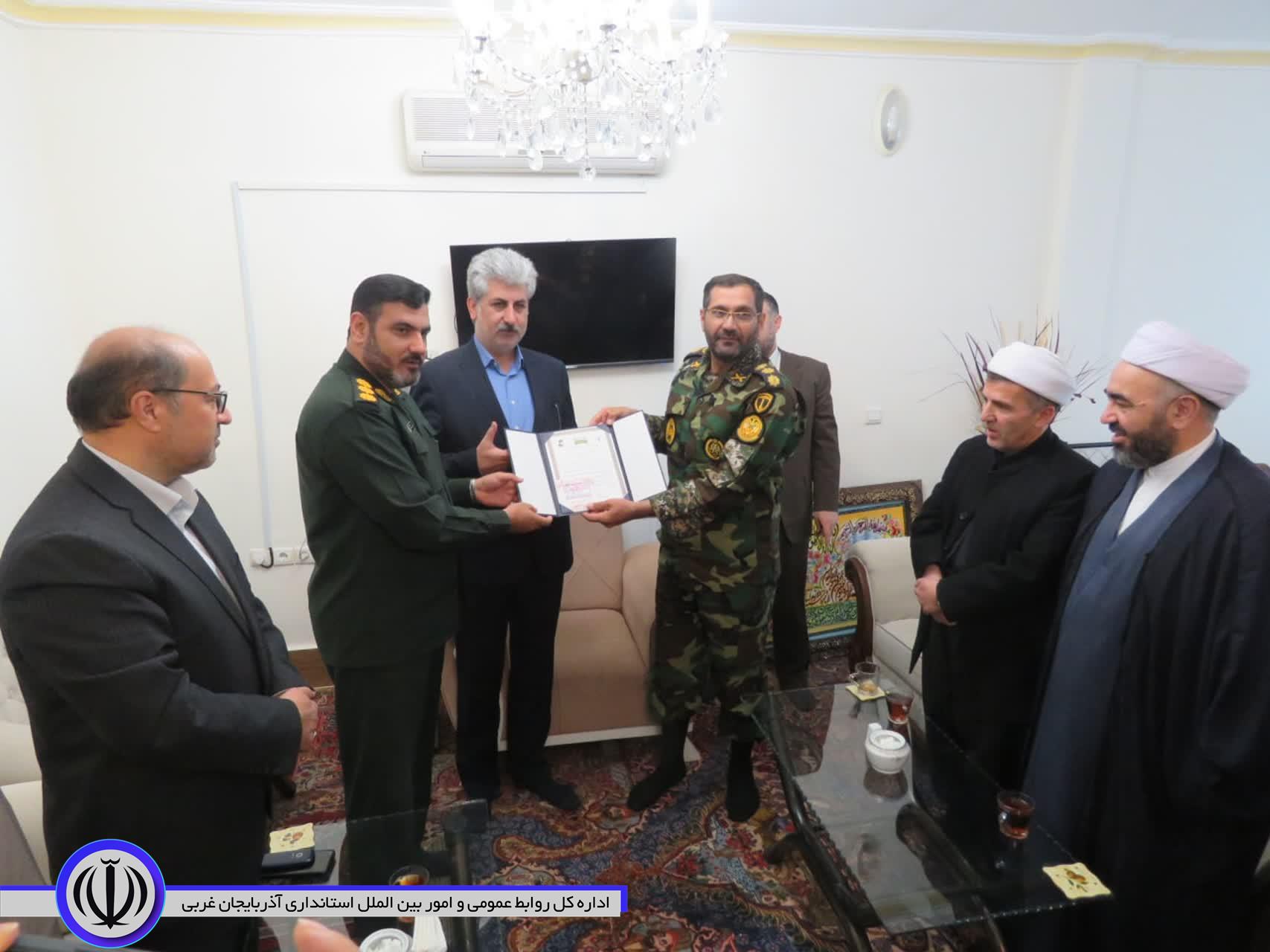 ارتش مایه دلگرمی دستگاه دیپلماسی است
