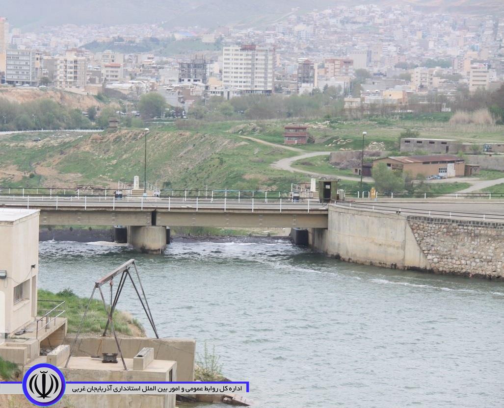 کاهش 50درصدی خروجی آب از سد مهاباد