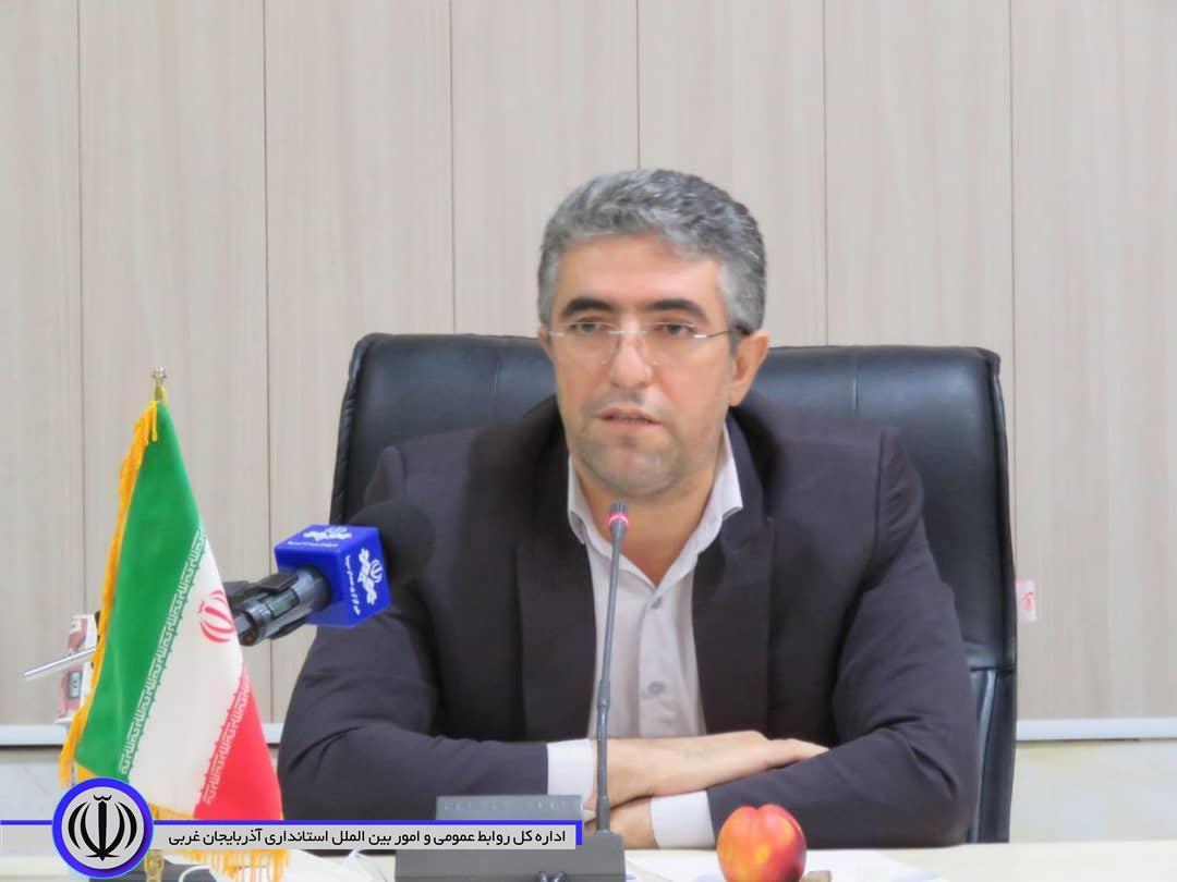 تمام افراد بالای 18 سال در مهاباد علیه کرونا واکسینه میشوند