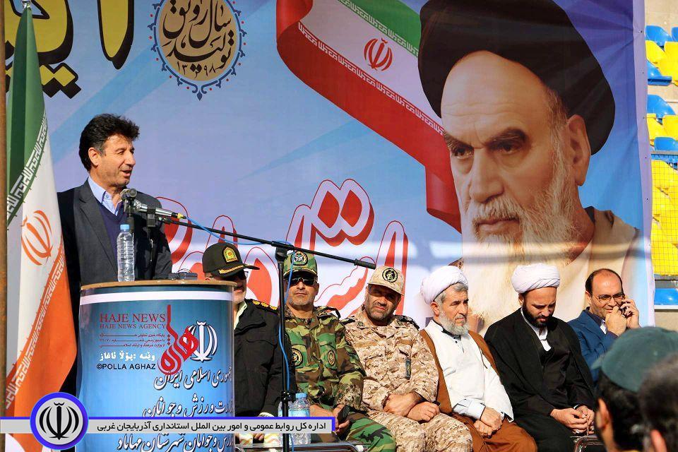در سفر یک روزه وزیر ورزش و جوانان   افتتاح چند طرح ورزشی در مهاباد