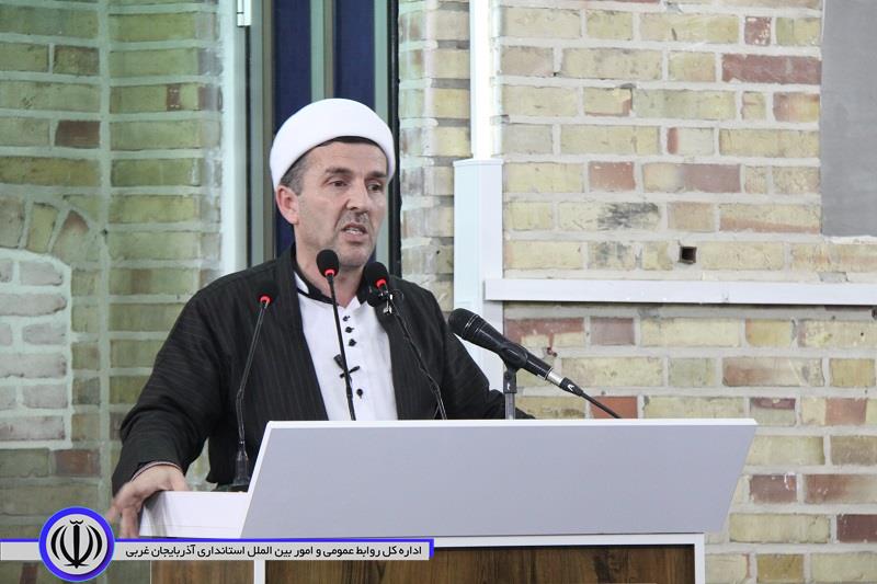 تأکید امام جمعه مهاباد برانجام حسنات در ماه رجب