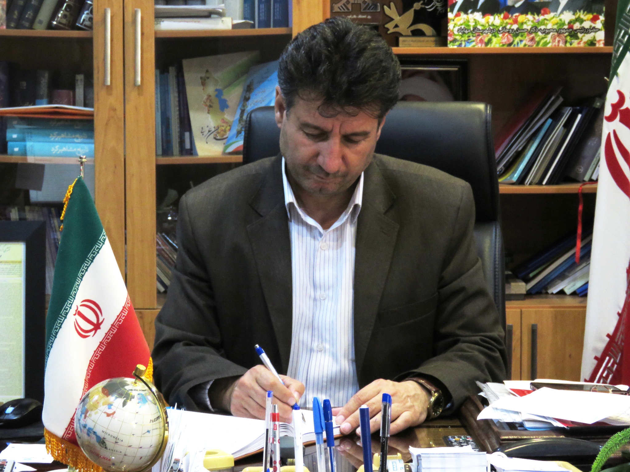 پیام تبریک معاون استاندار وفرماندارویژه شهرستان مهاباد به مناسبت فرا رسیدن ۲۶ آذرماه روز حمل و نقل
