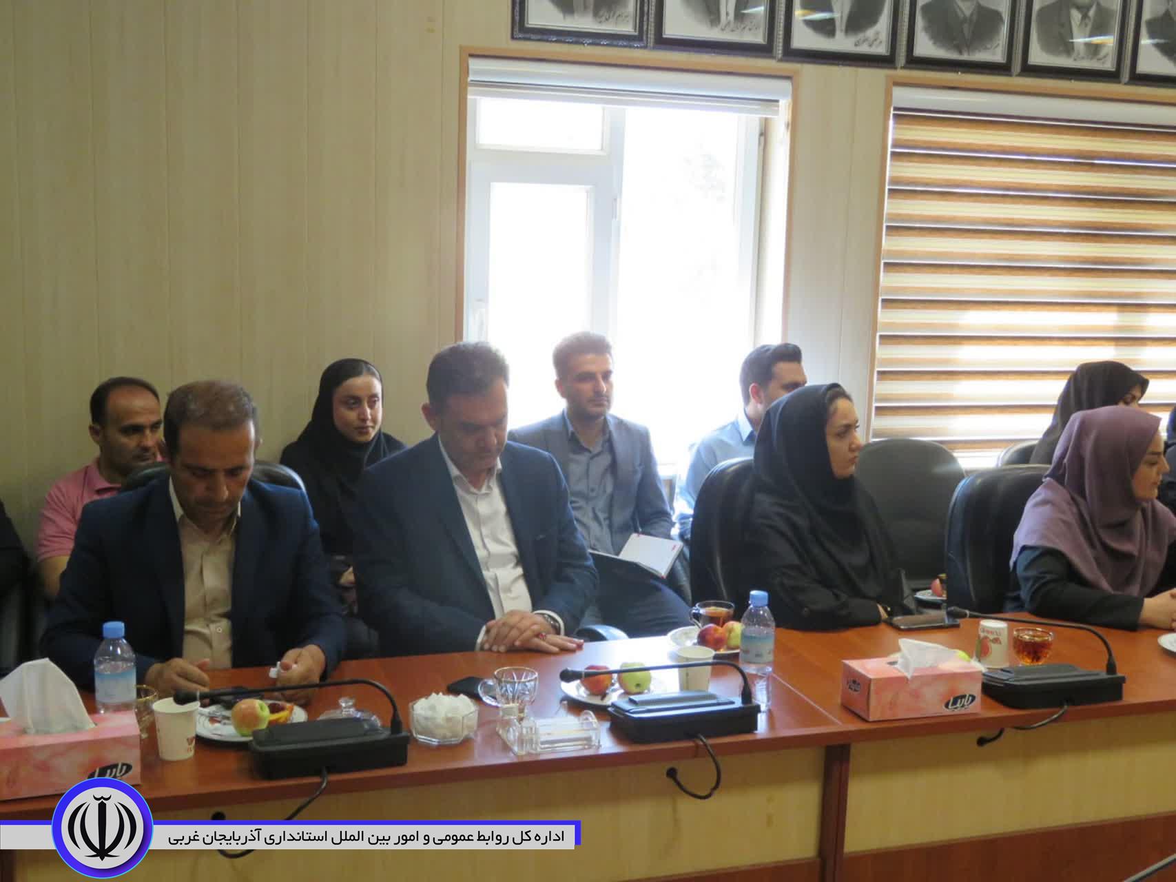 مراسم قدردانی از خبرنگاران در صدا وسیمای مرکز مهاباد برگزار شد