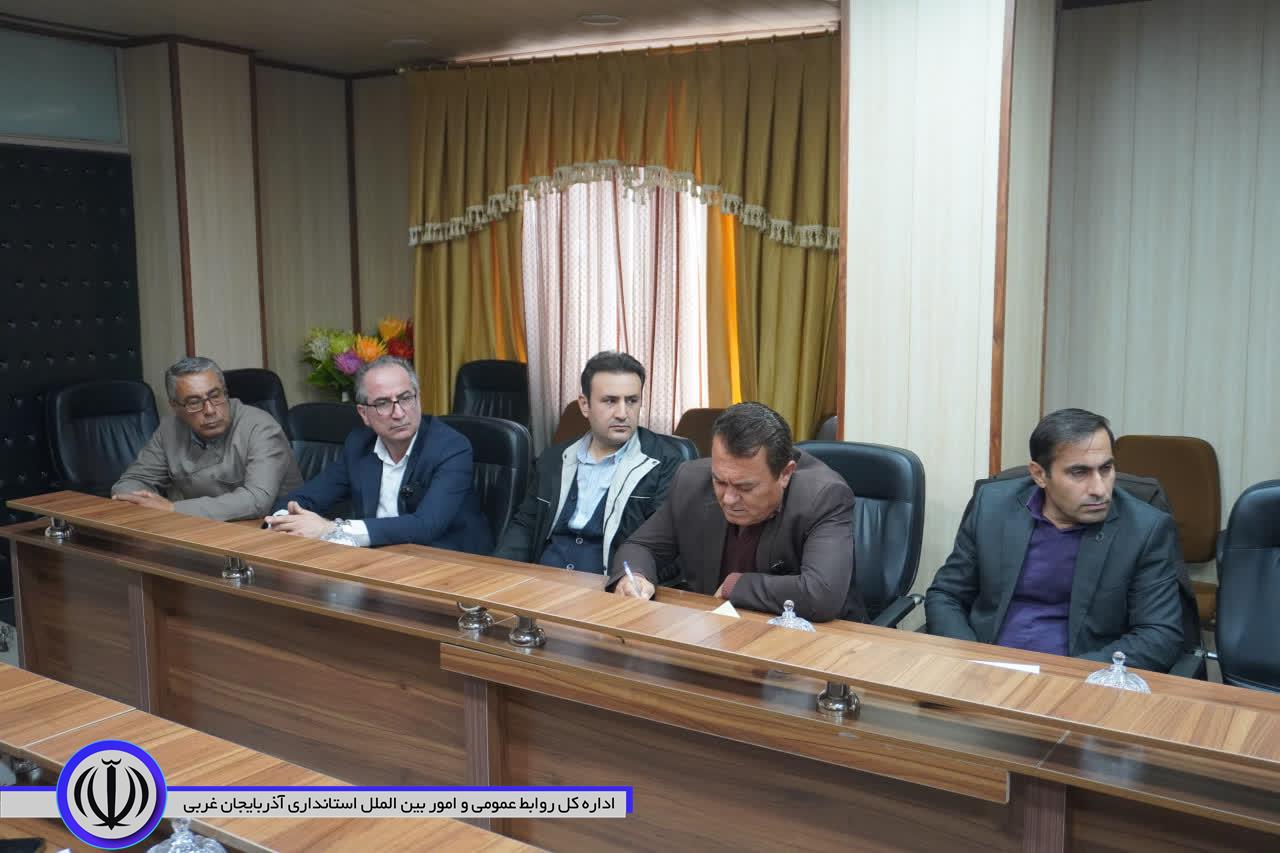 فرماندار مهاباد: هزینه‌های جانبی دریافت وام مقاوم‌سازی باید کاهش یابد