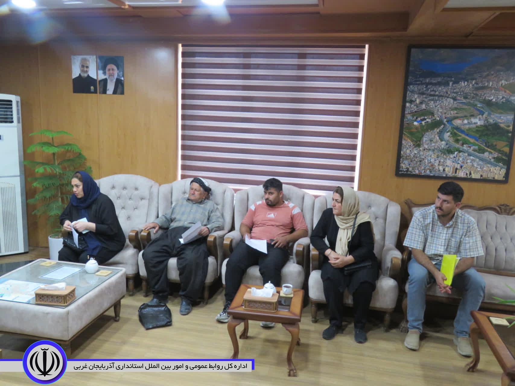 جلسه ملاقات مردمی فرماندار ویژه مهاباد برگزار شد