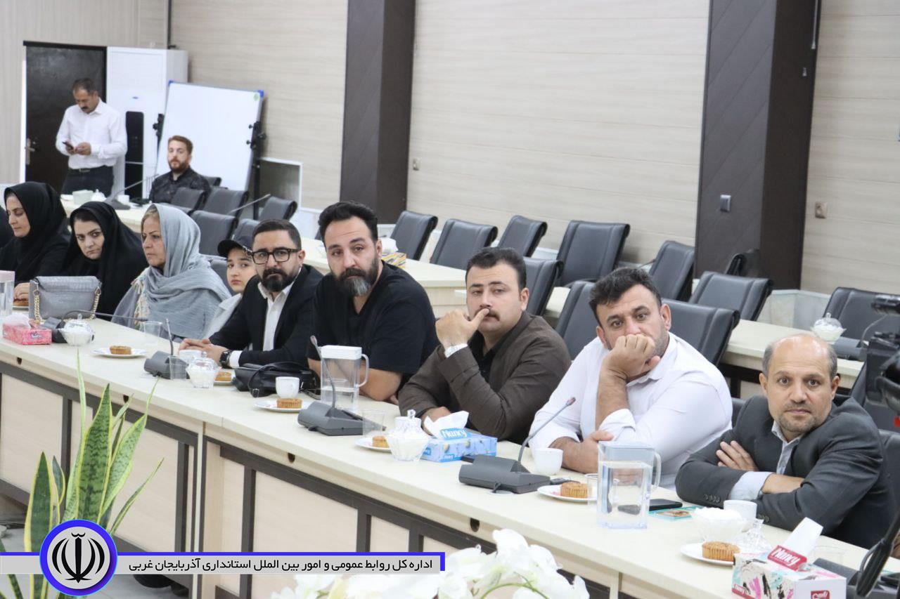 تأکید فرماندار ویژه مهاباد بر نقش مؤسسات خیریه در رفع نیازهای عمومی جامعه