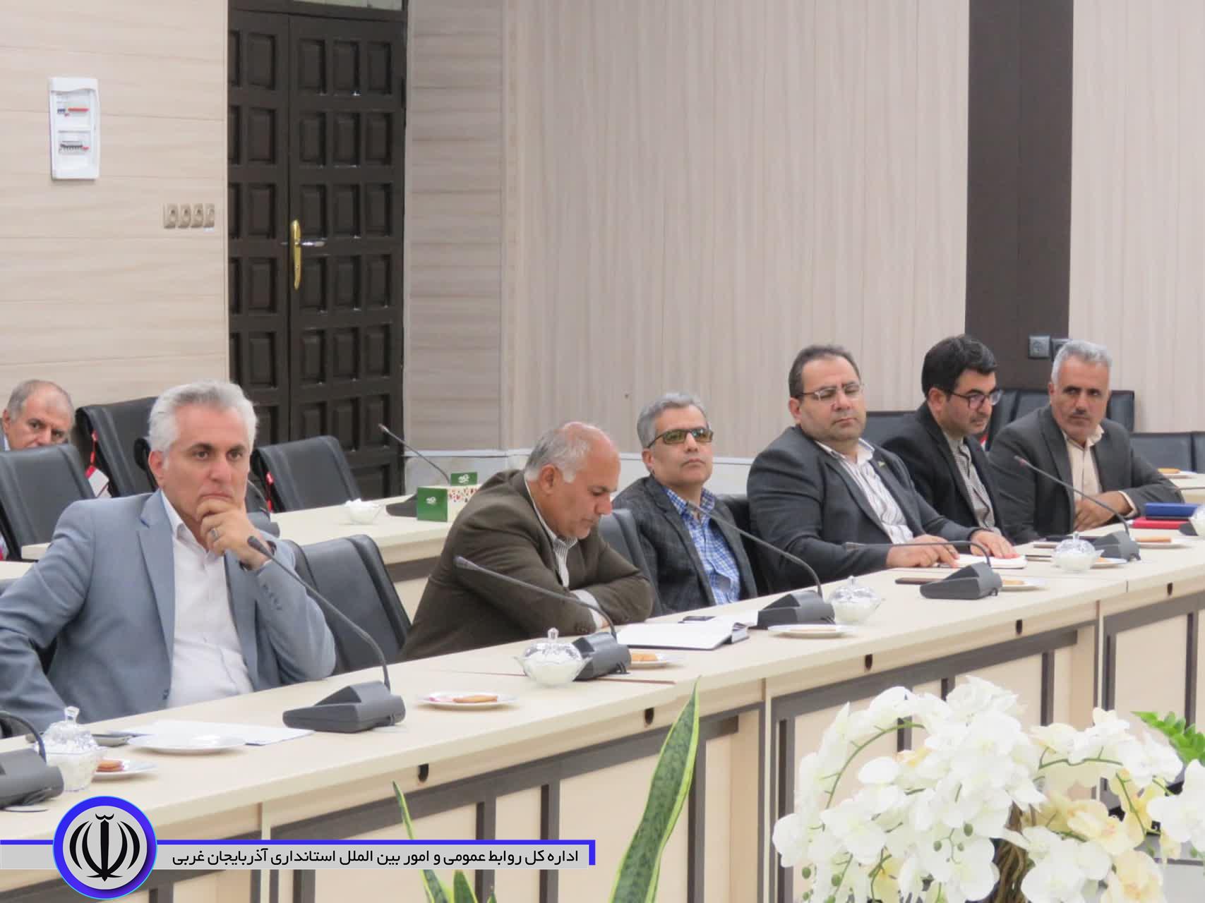 کارگروه سرمایه گذاری و اشتغال مهاباد تشکیل جلسه داد