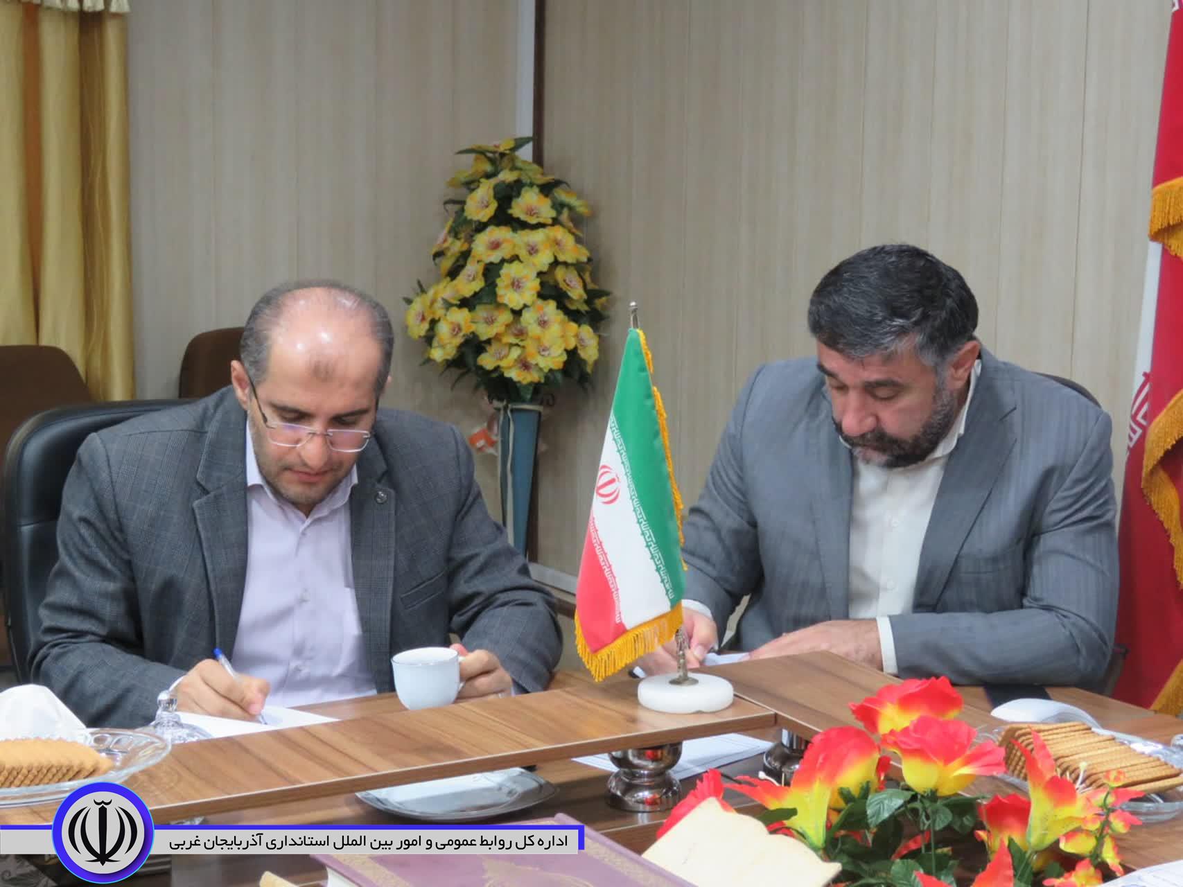 بررسی مسائل و مشکلات روستاهای زیر 20 خانوار وبدون دهیاری در مهاباد