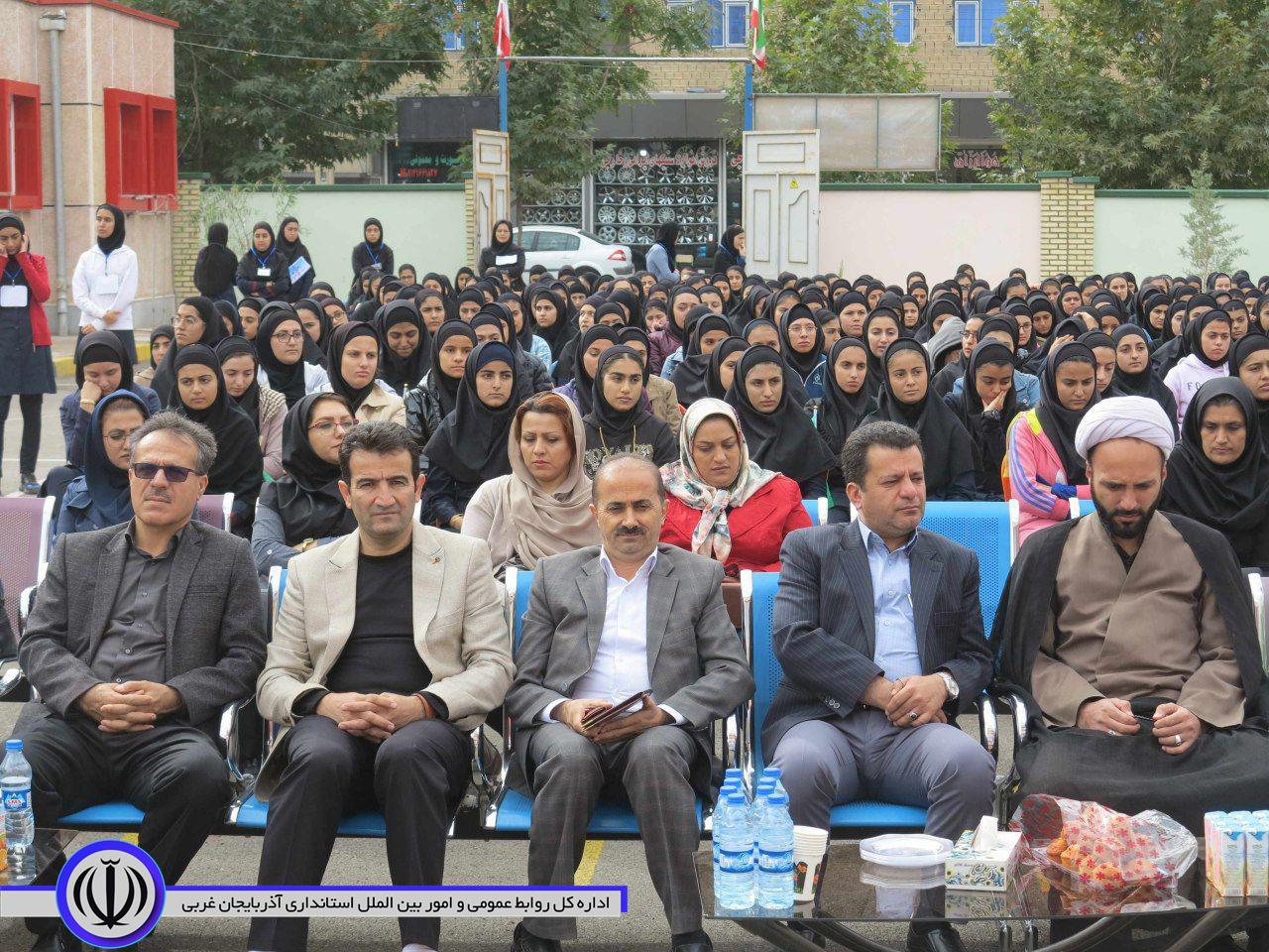 برگزاری انتخابات شورای دانش آموزی درمهاباد