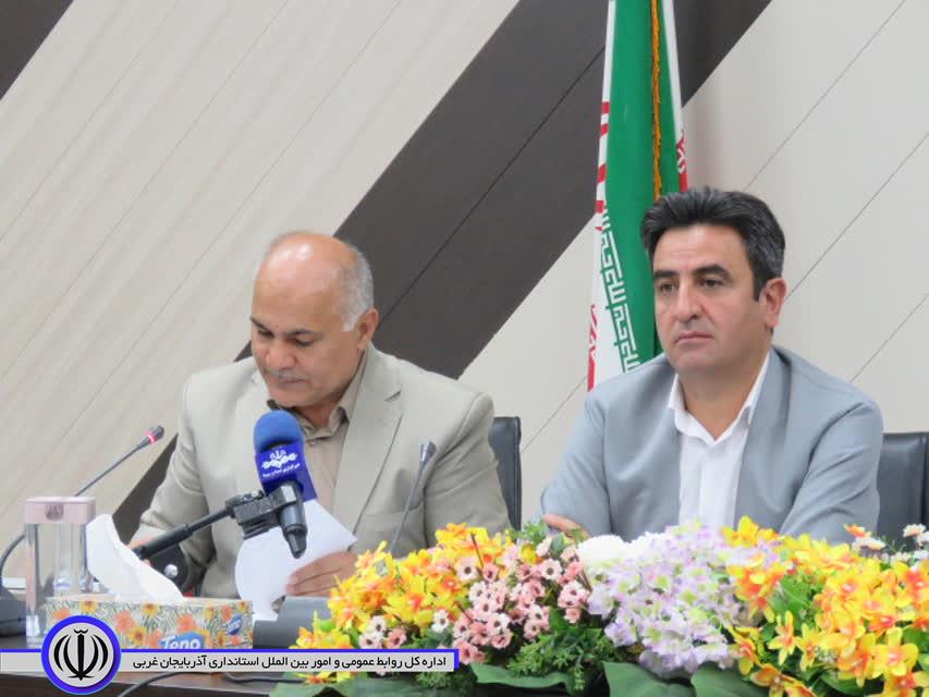 نشست مشورتی دهیاران بخش مرکزی مهاباد برگزار شد