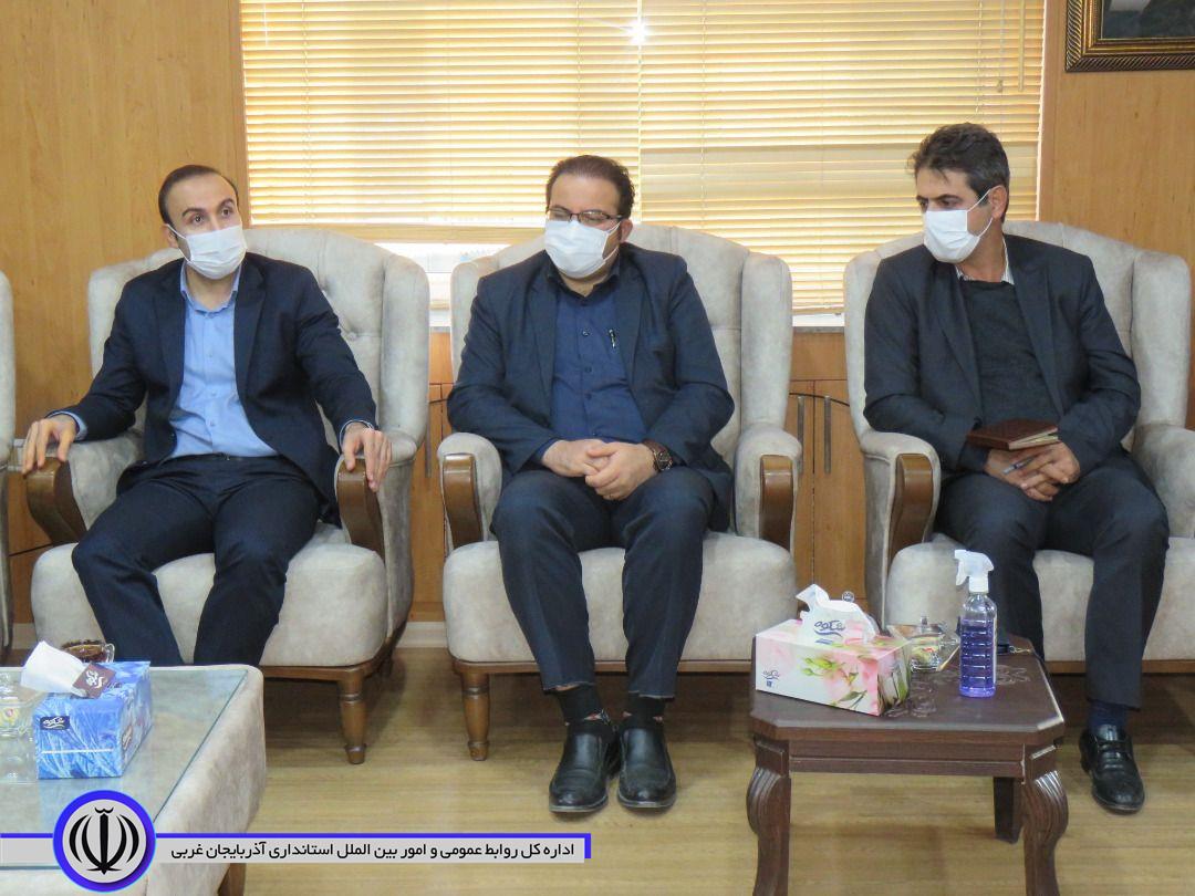 دیدار اعضای شورا و شهردار جدید شهرستان با فرماندار ویژه مهاباد