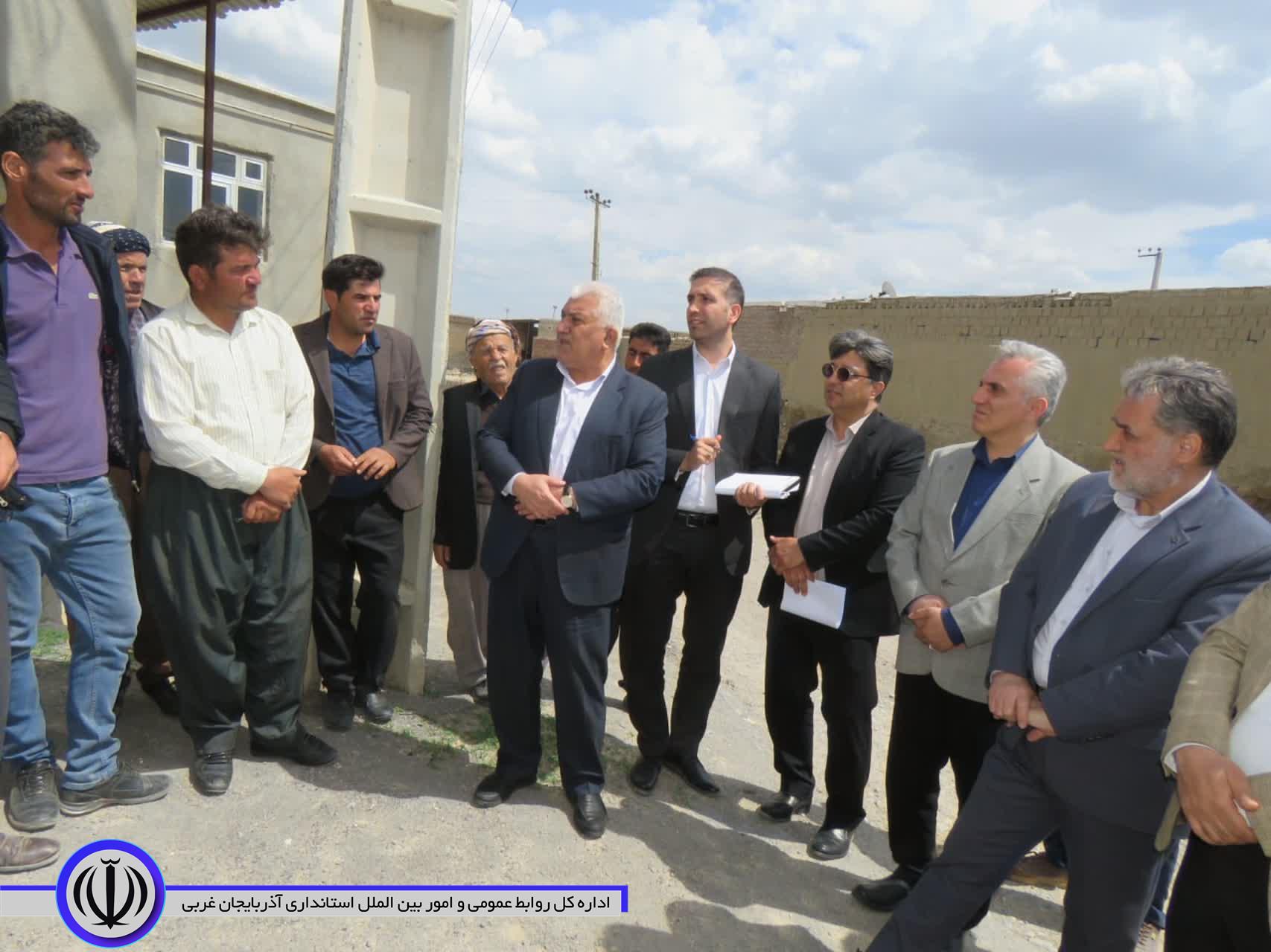 فرماندار ویژه مهاباد از 3 روستای بخش مرکزی بازدید کرد