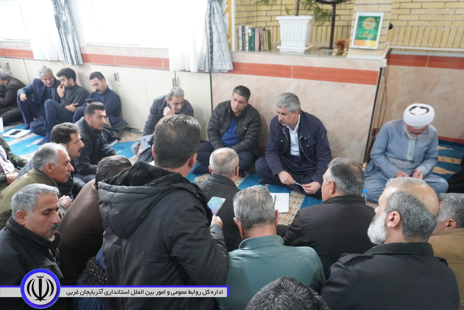 دیدار صمیمی مسئولین شهرستان با جمعی از شهروندان منطقه پشت تپ