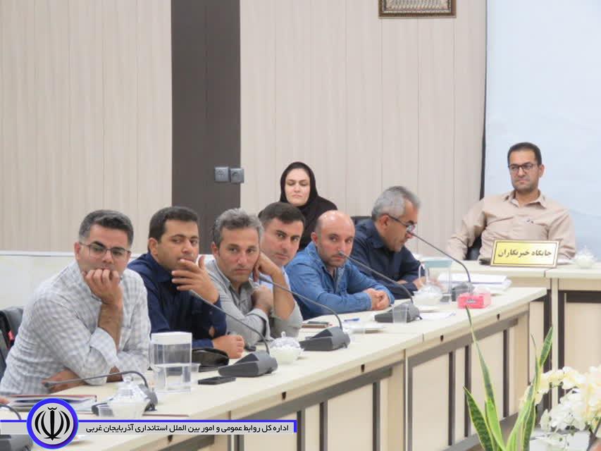 نشست مشورتی دهیاران بخش مرکزی مهاباد برگزار شد