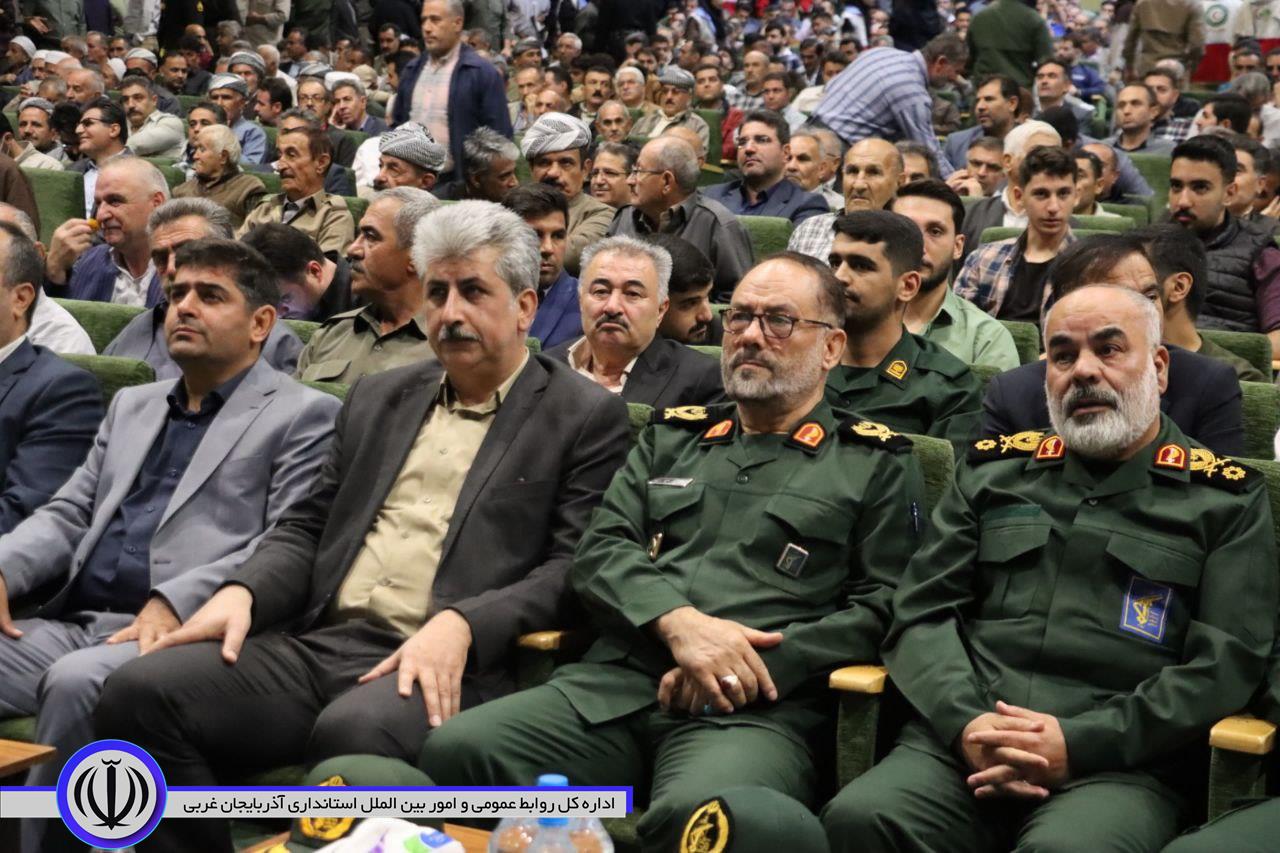 یادواره سرداران و 775 شهید شهرستان مهاباد برگزار شد