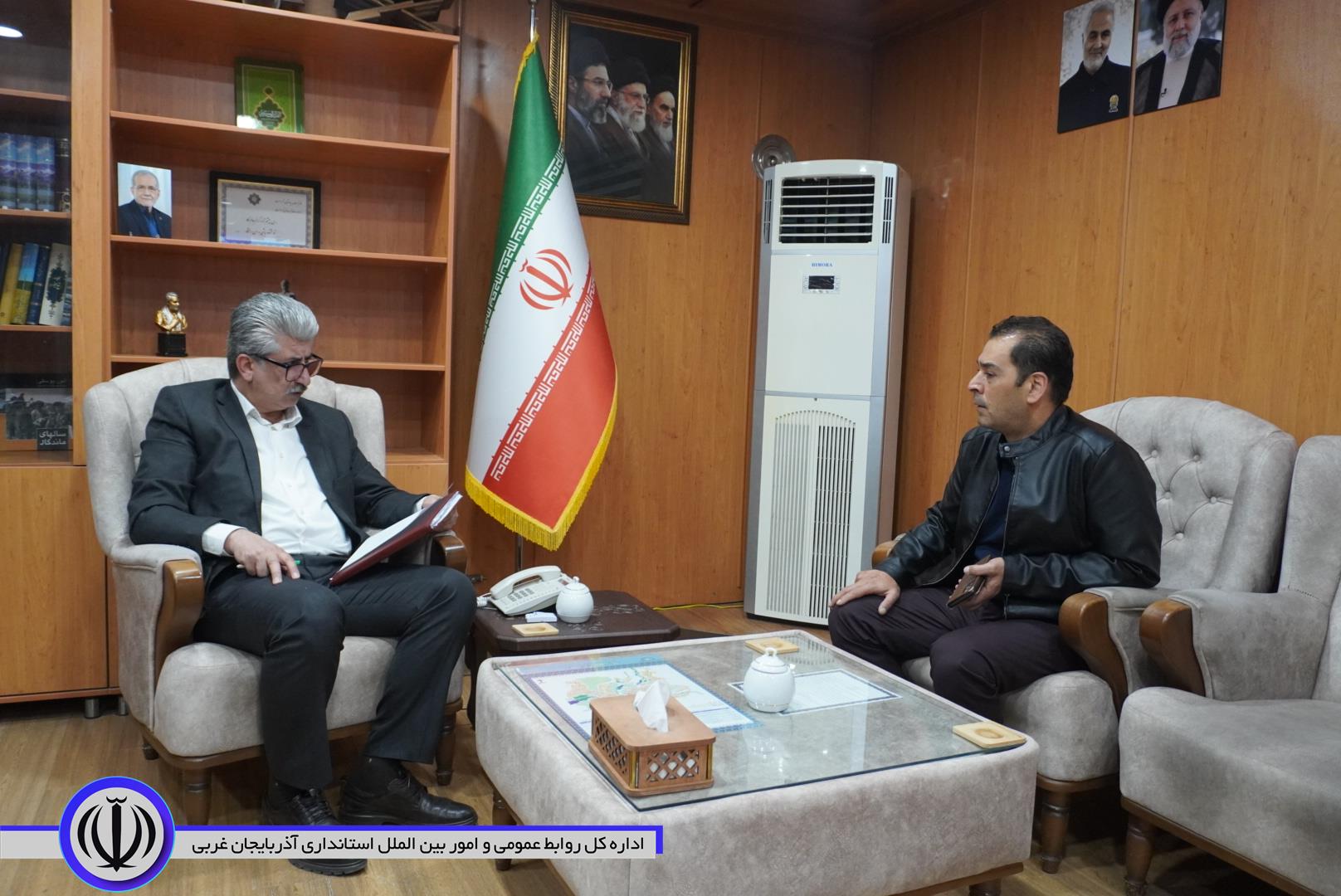 پاسخگویی و پیگیری مطالبات شهروندان در ملاقات مردمی با فرماندار مهاباد