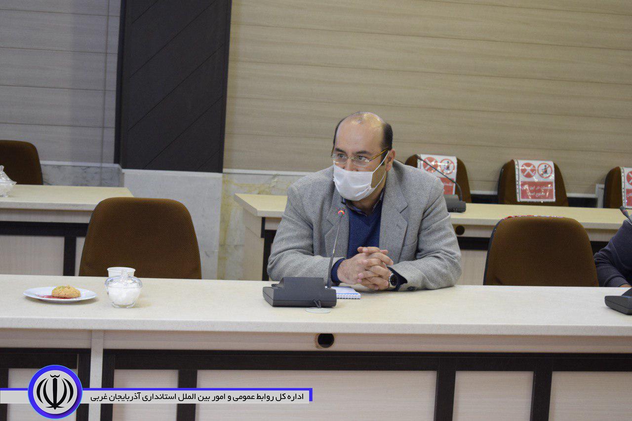 نخستین نشست سرپرست فرمانداری مهاباد با اصحاب رسانه