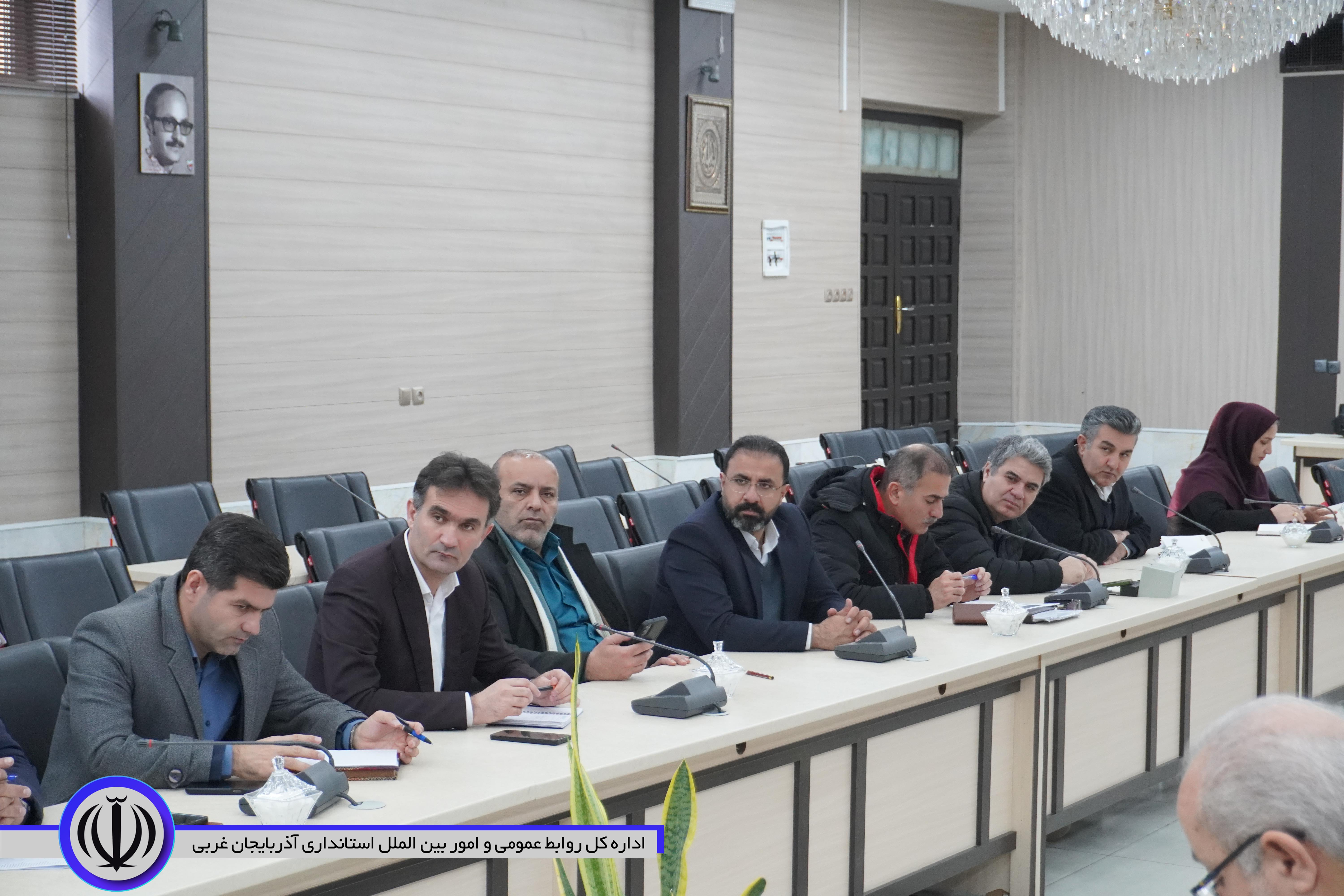 2.3 همت پروژه عمرانی در مهاباد آماده بهره‌برداری و کلنگ‌زنی است