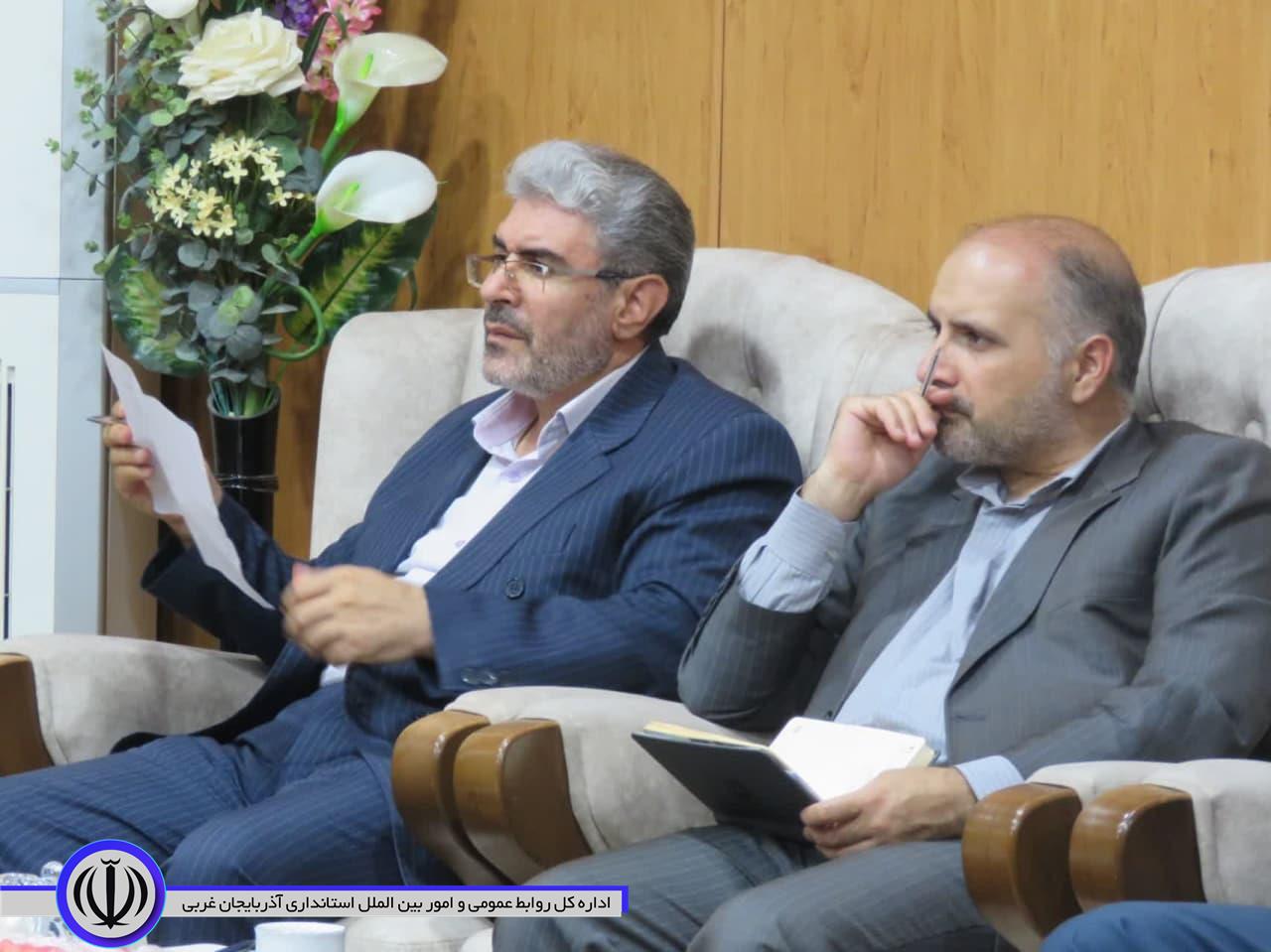 آخرین وضعیت پروژه های نیمه تمام مهاباد بررسی شد
