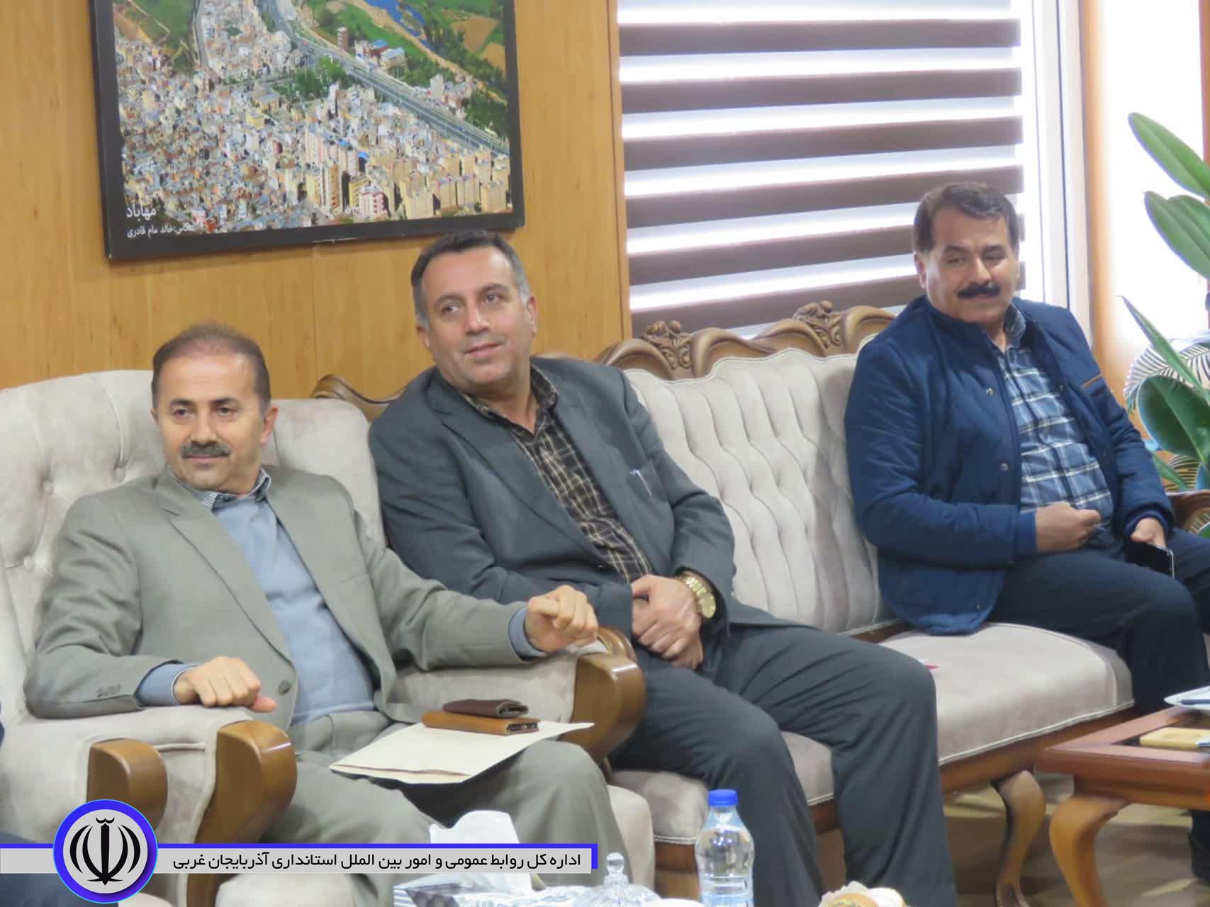 دیدار مدیرکل بنیاد مسکن انقلاب اسلامی آذربایجان غربی با سرپرست فرمانداری مهاباد