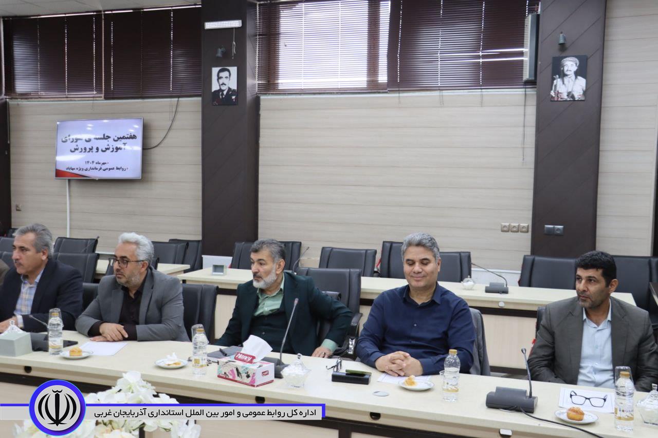 فرماندار مهاباد: حمایت خیرین در 27 پروژه تعیینکننده است