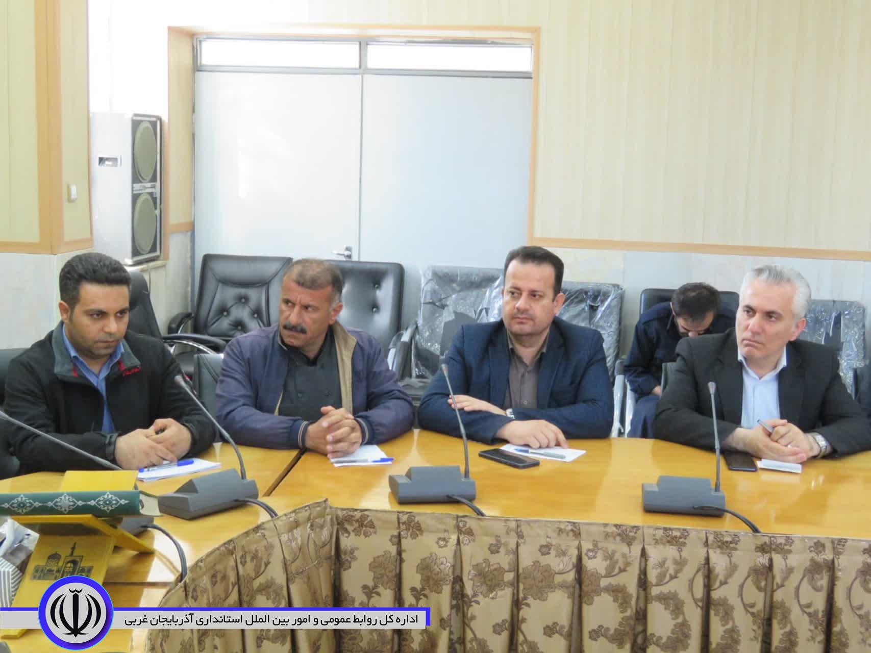 بررسی مشکلات بخش خلیفان در اولین نشست شورای اداری شهرستان مهاباد