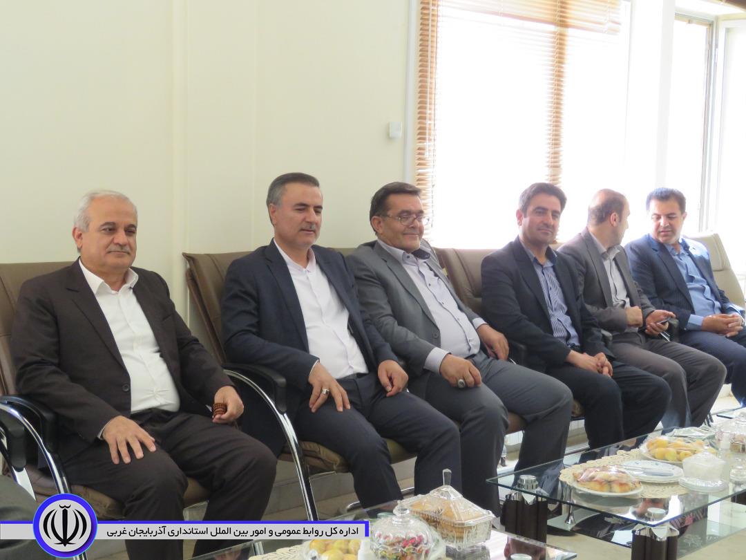 دیدار مسوولان مهاباد با فرمانده جدید سپاه شهرستان
