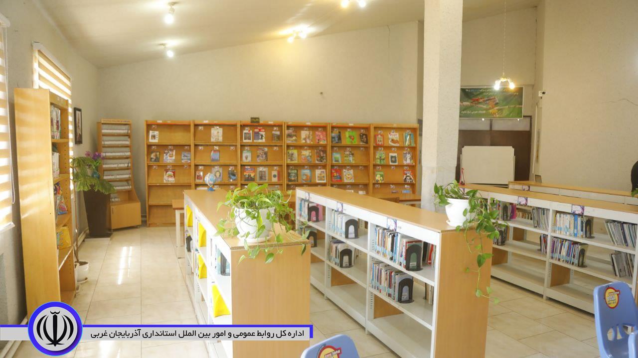 سفر دبیرکل نهاد کتابخانههای عمومی کشور به مهاباد