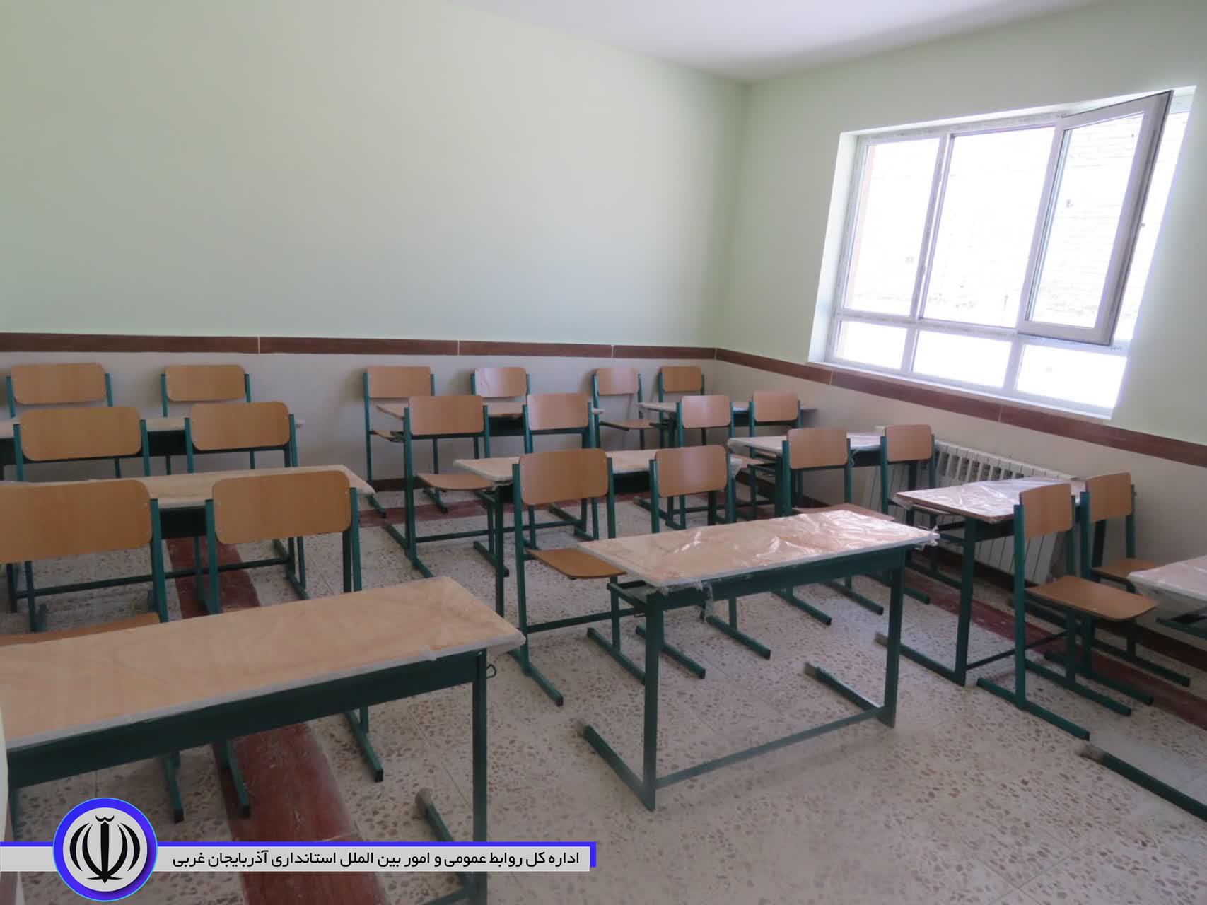بهره برداری از 2 مدرسه در مهاباد