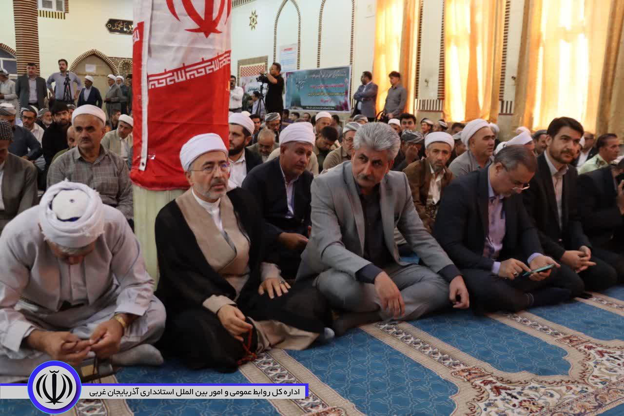 آیین گرامیداشت هفته وحدت در مسجد دارالاحسان مهاباد