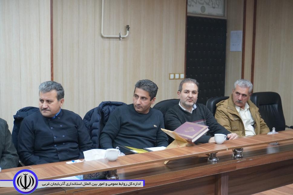 بررسی مسائل و مشکلات سازمان‌های مردم نهاد مهاباد