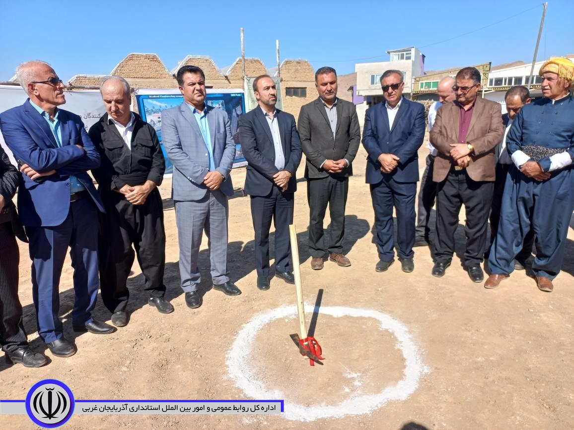 واحد تولیدی تجهیزات پزشکی در مهاباد کلنگ زنی شد
