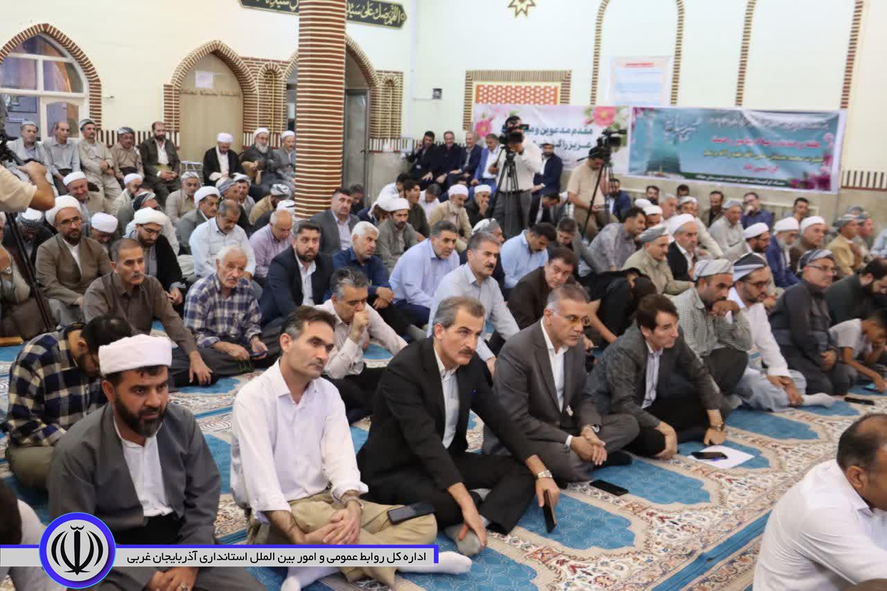 آیین گرامیداشت هفته وحدت در مسجد دارالاحسان مهاباد