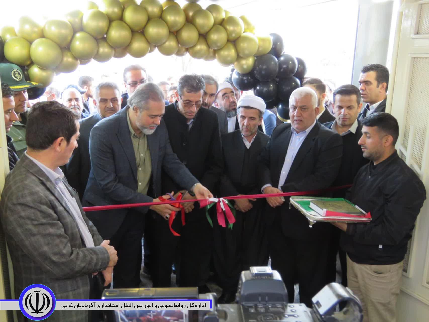 فرماندار ویژه مهاباد: جامعه به نشاط و امیدآفرینی هنرمندان نیاز دارد