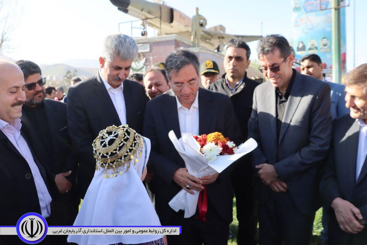 2 طرح عمرانی و گردشگری در مهاباد به بهره برداری رسید
