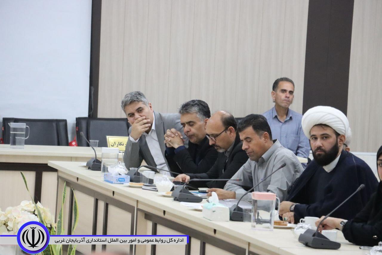 تأکید فرماندار ویژه مهاباد بر نقش مؤسسات خیریه در رفع نیازهای عمومی جامعه