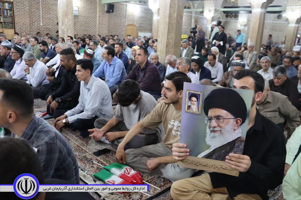 امام جمعه مهاباد: ایران نسبت به همکاری با آژانس تجدید نظر کند