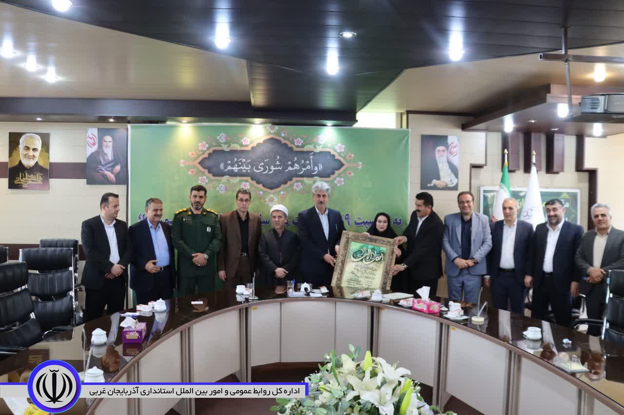 دیدار اعضای شورای تامین و اداری شهرستان با اعضای شورای شهر مهاباد بمناسبت سالروز تاسیس شوراها