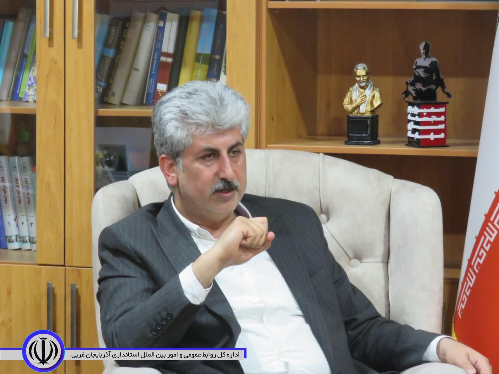 دیدار روسای بانکهای ملی،سپه،کشاورزی و تجارت با فرماندار ویژه مهاباد