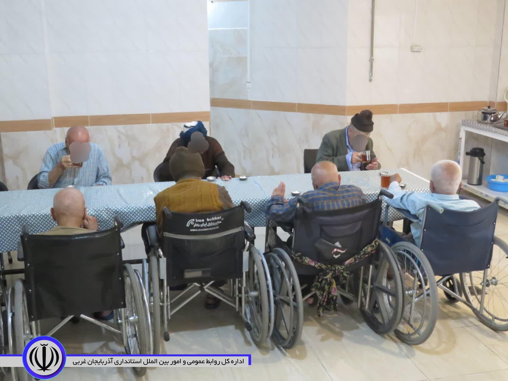 بازدید فرماندار مهاباد از مرکز نگهداری سالمندان امین الاسلام
