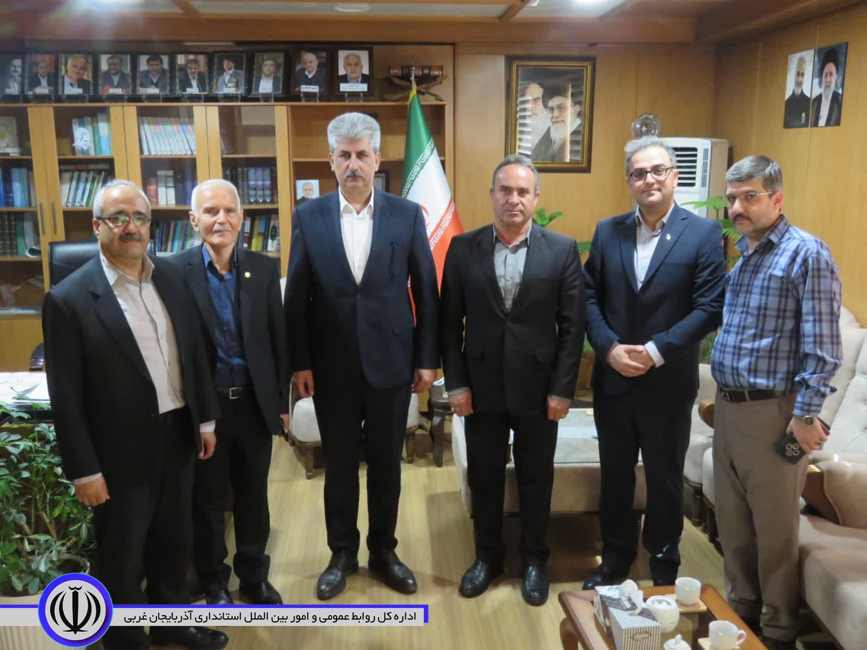 دیدار اعضای مرکز کارشناسان رسمی و مشاوران دادگستری شهرستان با فرماندار ویژه مهاباد