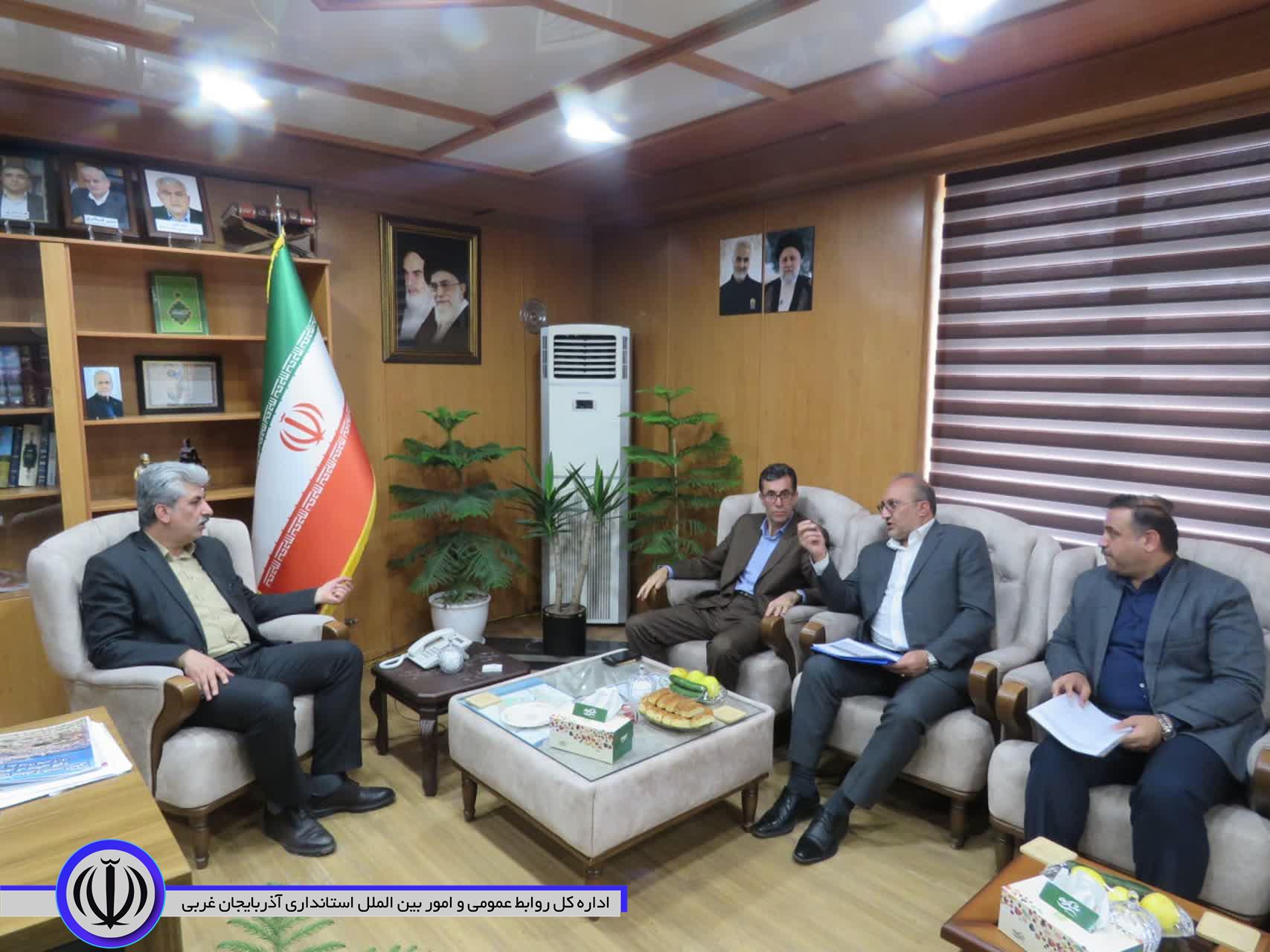 دیدار مدیرکل راهداری و حمل و نقل جاده ای استان آذربایجان غربی با فرماندار ویژه مهاباد