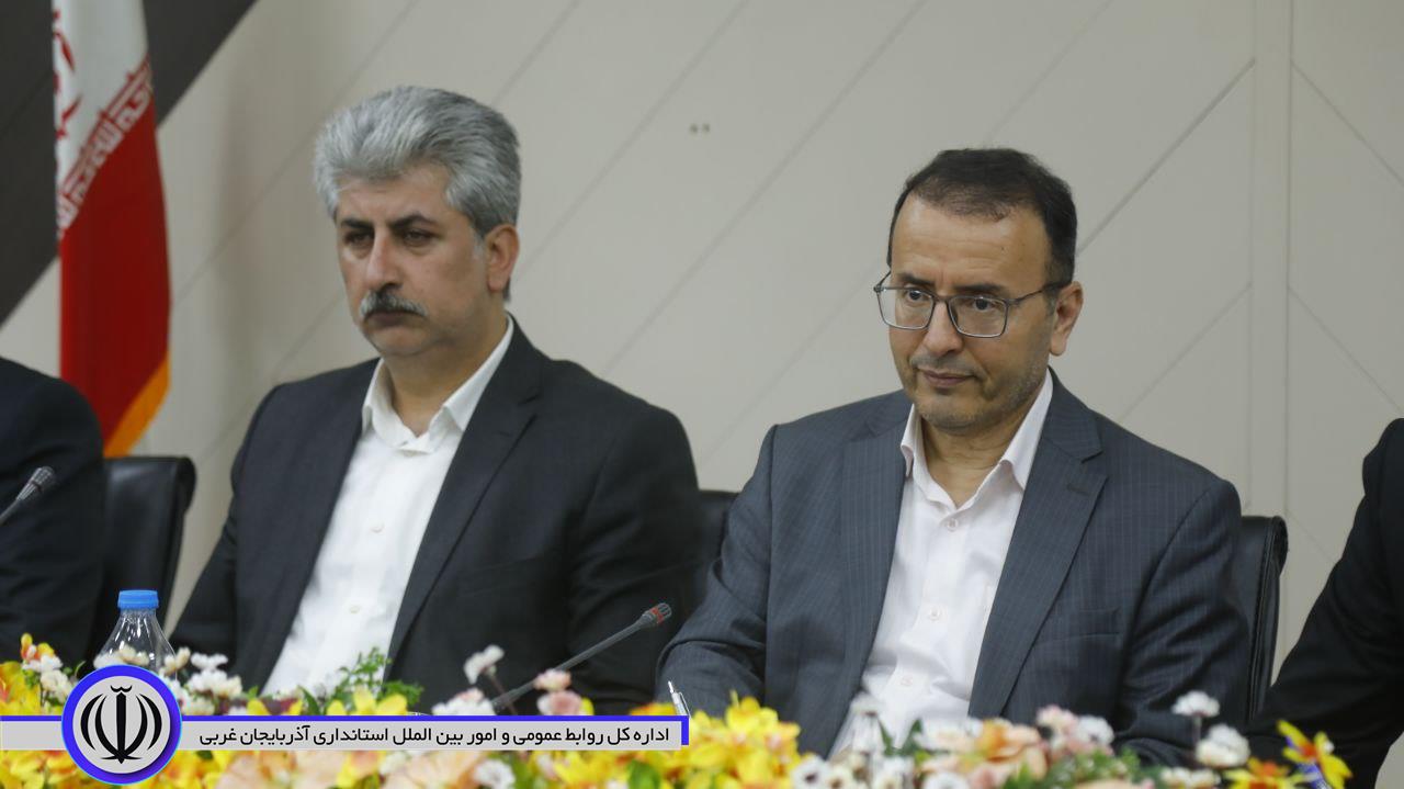 بررسی مشکلات تولید کنندگان صنعت دام و طیور در مهاباد