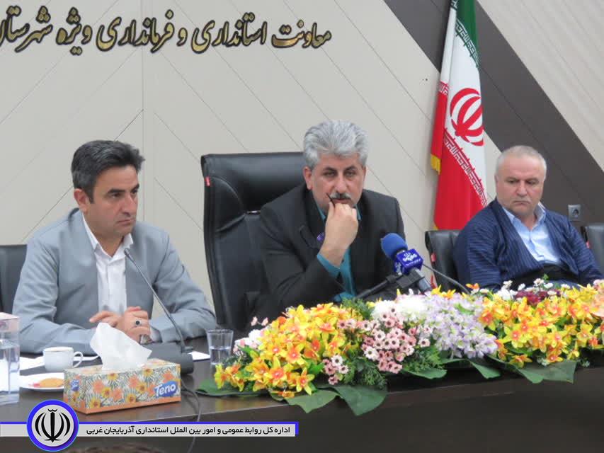 نشست مشورتی دهیاران بخش مرکزی مهاباد برگزار شد