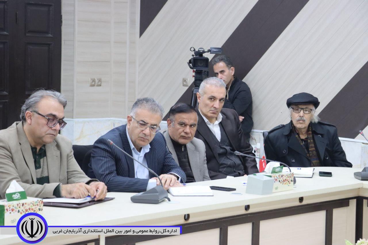 بررسی مسائل و مشکلات سازمانهای مردم نهاد مهاباد